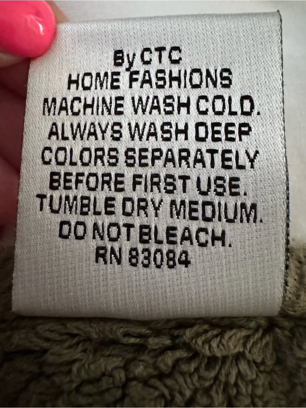 Vintage 2001 Premier by CTC Home Fashions Olive Green Hand Towels | Set of 2 (3)